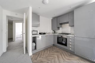 Near Stadium - Free Parking - Sleeps 4 - Liverpool - 3