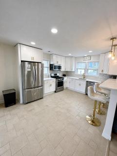 Cozy Wildwood House - Great Location - 9