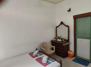 Trellis Homes rooms for Girls-Women only - 5