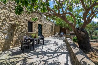 Petrakis Cretan Homes - 6