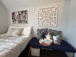 Cozy Private Room In a Shared Home Minutes from NYC, METLIFE and AMERICAN DREAM MALL - 4