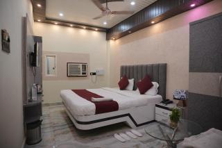 Hotel PLC Grand - 9