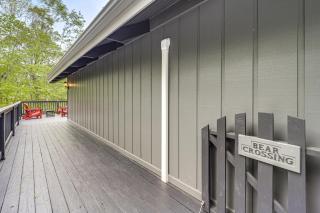 'Bear Crossing Chalet:' Beech Mountain Family Home - 5