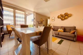 Quiet house with terrace and south-facing garden - 9