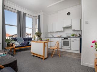 Sea Views - Uk51436 - 7