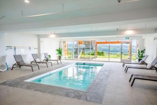 304 - Chic Minimalist Condo - River & Serenity - 7