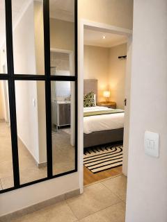 Charming 2-Bedroom Apartment in the Heart of Sandton - 6