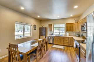 Patio & ATV Trail Access: Quiet Cabin in Show Low - 4