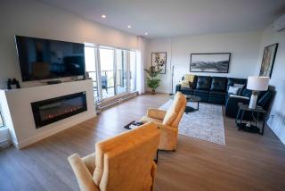302 - Full View - See Look Admire - Pool & Gym - 9