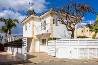 Sea Renity Villa in Protaras Mrbnb Cyprus - 5