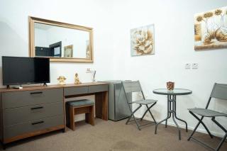 Central 4BR Sliema Stay with stunning sea views - 7