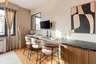 Eiffel Tower - Premium apartment with balcony and lift for 4 - 1