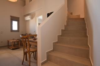 Santorini - Villa - Sleeps 4 - Pool - Parking - 6