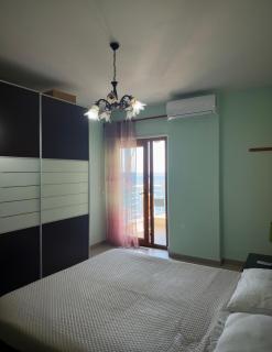 Sea View Apartment - 6