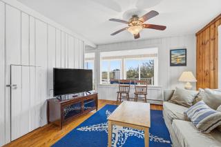 Spacious Cape Cod Waterfront Retreat Steps to Beach - 6