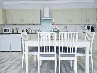 Bungalow Step Free Access - Close To The Beach - 6