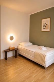 Aurion Modern Apartment near Prague Castle - Parking - Up to 6 Guests - 9