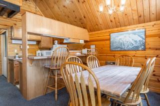 Chalet 25 by Mammoth Mountain Chalets - 4