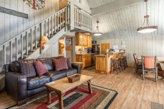Chalet 10 by Mammoth Mountain Chalets - 6