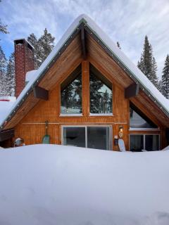 Chalet 07 by Mammoth Mountain Chalets - 9
