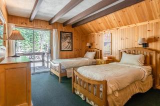 Chalet 17 by Mammoth Mountain Chalets - 1