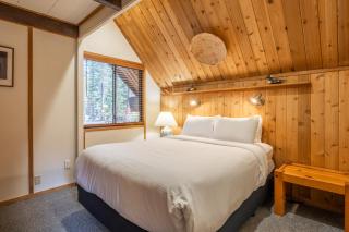 Chalet 04 by Mammoth Mountain Chalets - 3