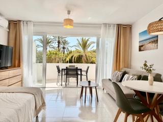 Coronado Beach Marbesa EaW Homes - 2