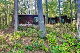 Carol's Rest Lake Cottage Lakefront escape on Rest Lake with dock firepit & bike trail access - 0