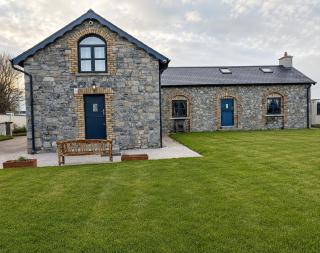 Cozy Countryside Schoolhouse in Mullingar - 0