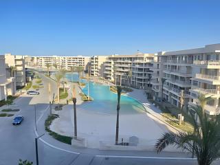 Marassi Marina Views Serviced Apartments By BlueKeys - 7