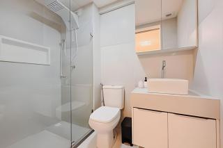Mondrian Flat - 3