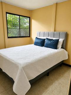 Little House Near Playa Bonita & Cahuita - 45 min - 8