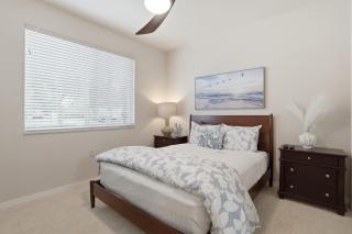 814 - Lake and Fountain View - Chic Furnishings - 7