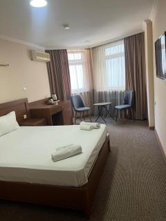 HOTEL L - Bakuri - 2