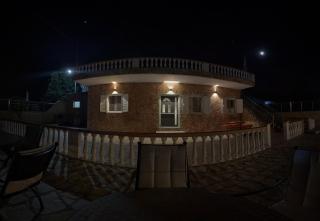 House with Huge Terrace&Mountain View near Beaches - 1