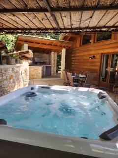 Chalet de rêve en rondins avec Spa - 3