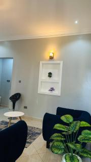 A home away with unlimited Wifi - 7