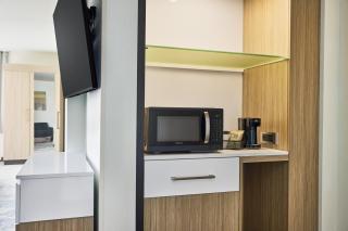 SpringHill Suites by Marriott Chesterfield - 1