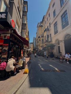 Taksim Square - Deluxe Studio 302 - 2