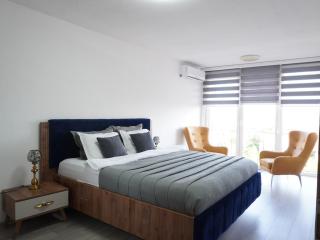 Lovely Modern Apartment in Prishtina - 5