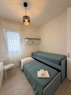 Modern Sea Apartment - 6