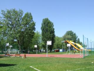 Ágnes nyaraló Balatonboglár központi részén - 9