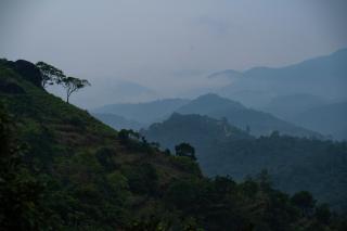 Cliff and Cloud Vagamon - 1