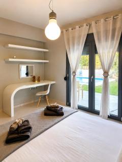 Villa Rose Ground Floor - Private Swimming Pool Garden - 2