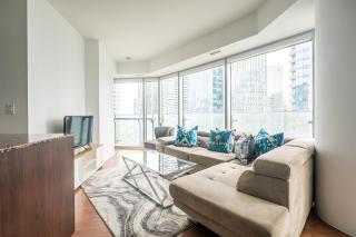 Gorgeous 2 Bedroom 2 Bath Condo in the Heart of Downtown - 6