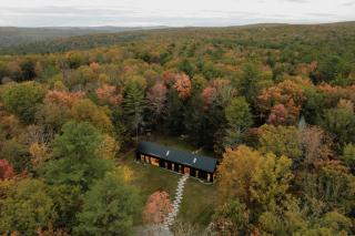 Break House - Secluded & Private with Sauna Hot Tub & Fire Pit - 2