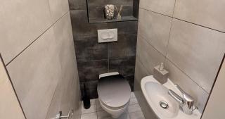 Modern Elegance With Classic Charm 2BR-AC-balcony - 8