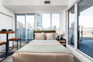 Studio with Spacious Patio Downtown - 3