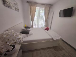 WaterFront Premium 1BR - Mamaia Nord Resort Piscine Restaurants Plaja langa - 4
