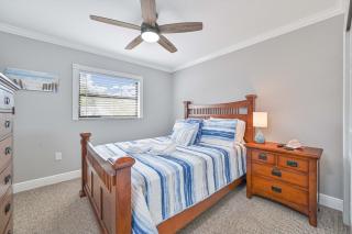 1 Mile to the beach! Clean 2 Bedroom Cozy Duplex! - 6
